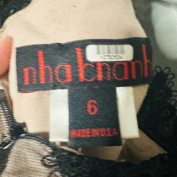 Nha Khanh Black Tulle Shift Lulu High Neckline Lace Collar Zipper Dress size 6 - Picture 12 of 14